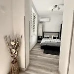 Apartment Sky